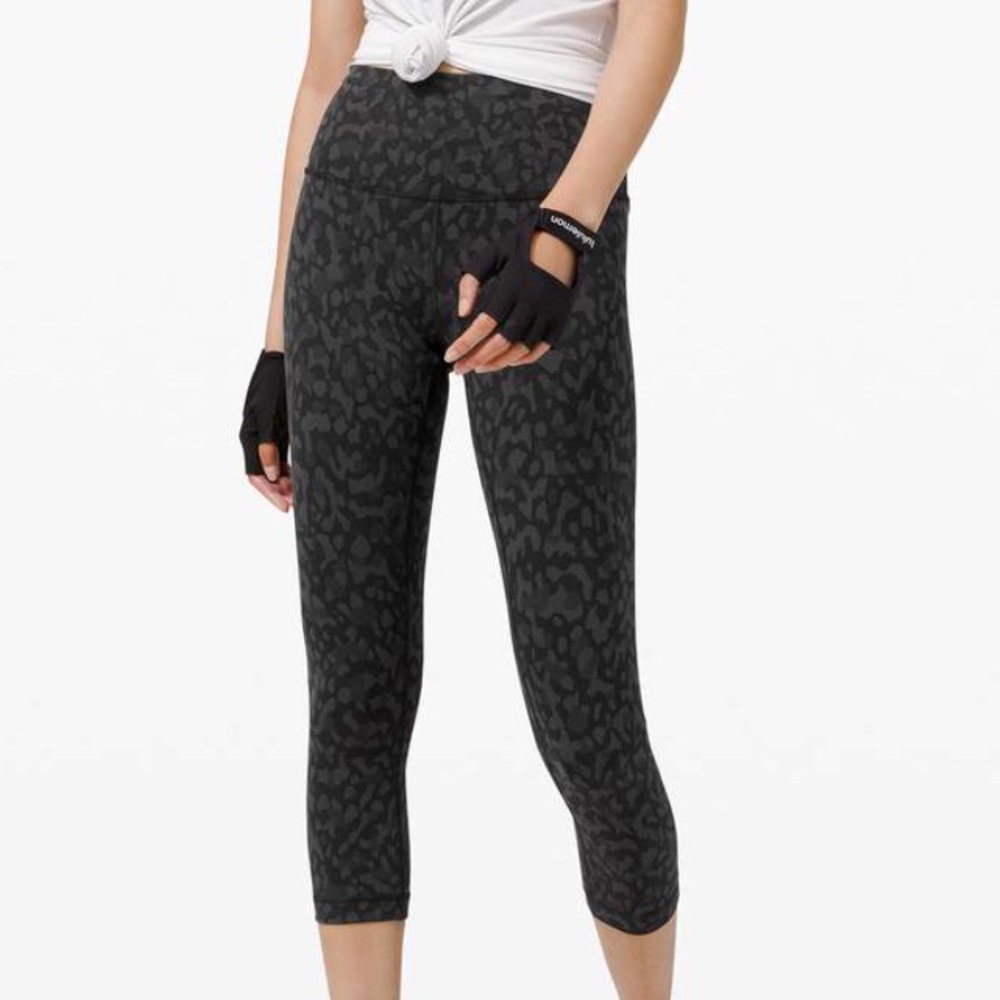 Lululemon Wunder Train High-Rise Crop 21"